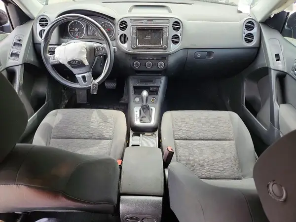 WVGAV7AX3HK053989 2017 VOLKSWAGEN TIGUAN - Image 8