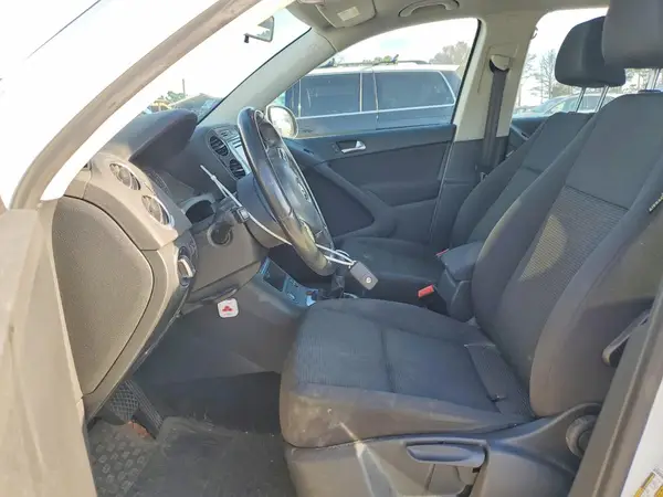 WVGAV7AX3HK054124 2017 VOLKSWAGEN TIGUAN - Image 8