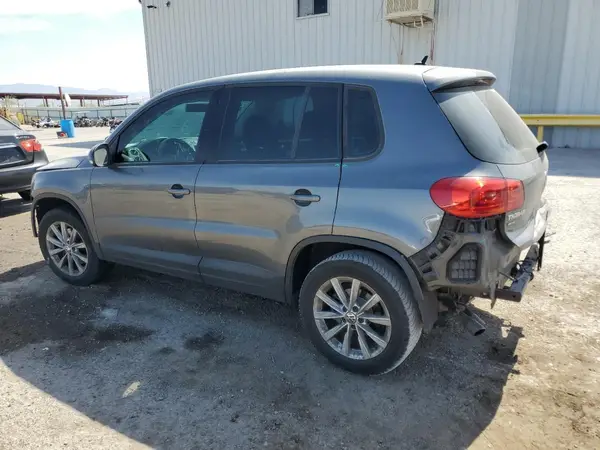 WVGAV7AX3JK002191 2018 VOLKSWAGEN TIGUAN - Image 2