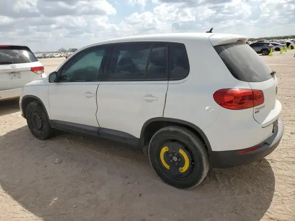 WVGAV7AX3JK006015 2018 VOLKSWAGEN TIGUAN - Image 2