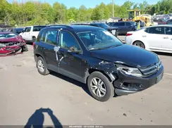 WVGAV7AX4GK000376 2016 VOLKSWAGEN TIGUAN