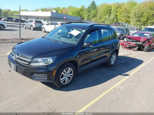 WVGAV7AX4GK000376 2016 VOLKSWAGEN TIGUAN - Image 2