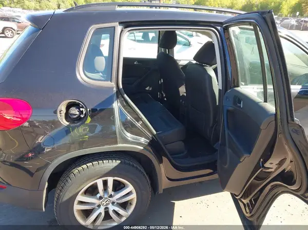 WVGAV7AX4GK000376 2016 VOLKSWAGEN TIGUAN - Image 8