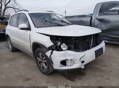 WVGAV7AX4GK000409 2016 VOLKSWAGEN TIGUAN