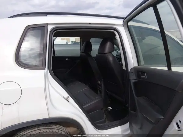 WVGAV7AX4GK000409 2016 VOLKSWAGEN TIGUAN - Image 8