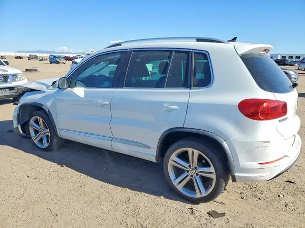 WVGAV7AX4GW074342 2016 VOLKSWAGEN TIGUAN - Image 2