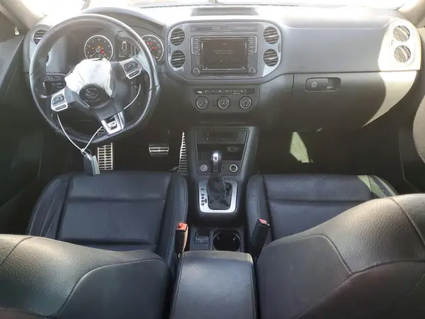 WVGAV7AX4GW074342 2016 VOLKSWAGEN TIGUAN - Image 8