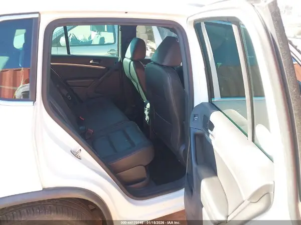 WVGAV7AX4GW096602 2016 VOLKSWAGEN TIGUAN - Image 8