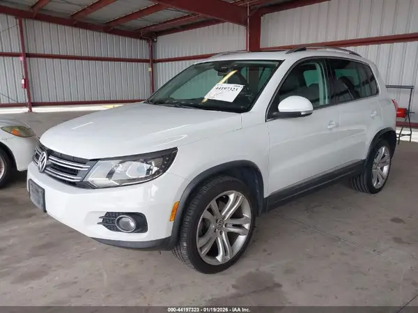 WVGAV7AX4GW503902 2016 VOLKSWAGEN TIGUAN - Image 2