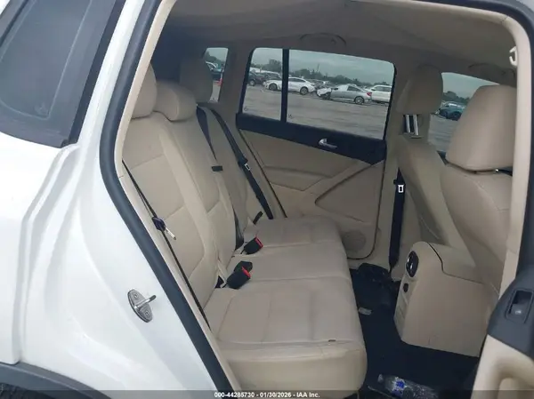 WVGAV7AX4GW506394 2016 VOLKSWAGEN TIGUAN - Image 8