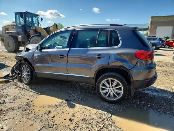 WVGAV7AX4GW512275 2016 VOLKSWAGEN TIGUAN - Image 2