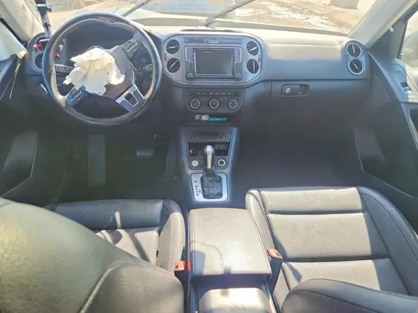 WVGAV7AX4GW512275 2016 VOLKSWAGEN TIGUAN - Image 8