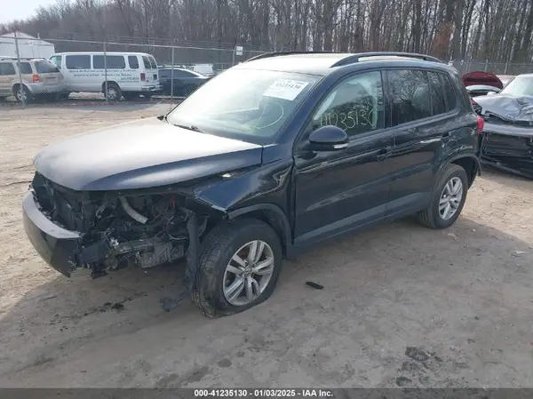 WVGAV7AX4GW517587 2016 VOLKSWAGEN TIGUAN - Image 2
