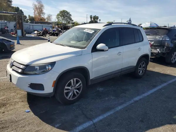 WVGAV7AX4GW532669 2016 VOLKSWAGEN TIGUAN - Image 1