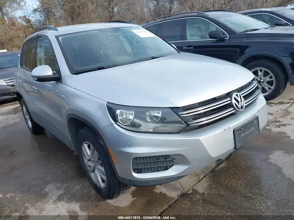 WVGAV7AX4GW534986 2016 VOLKSWAGEN TIGUAN - Image 1