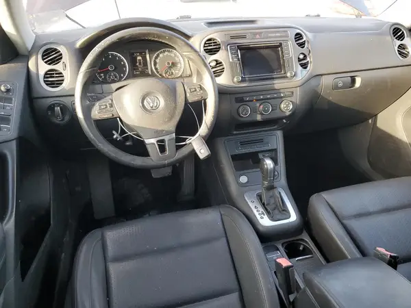 WVGAV7AX4GW536026 2016 VOLKSWAGEN TIGUAN - Image 8