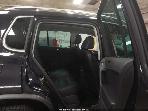 WVGAV7AX4GW551237 2016 VOLKSWAGEN TIGUAN - Image 8