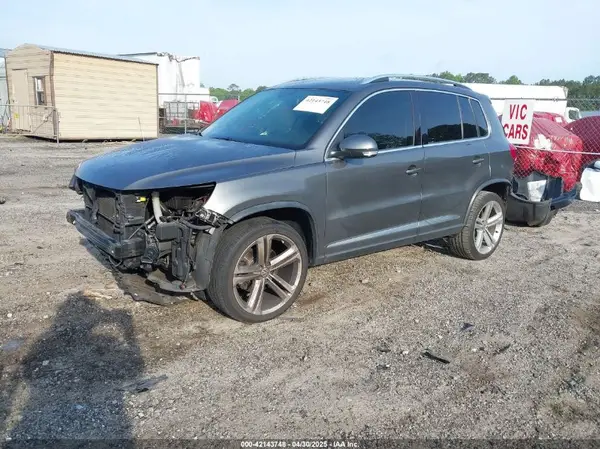 WVGAV7AX4GW559726 2016 VOLKSWAGEN TIGUAN - Image 2