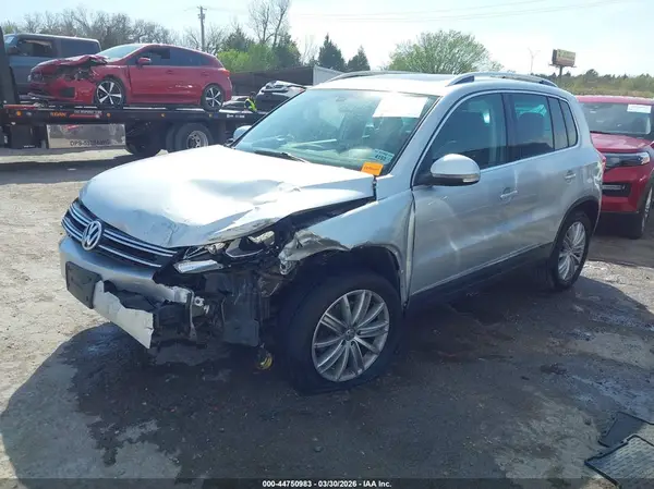 WVGAV7AX4GW560343 2016 VOLKSWAGEN TIGUAN - Image 2