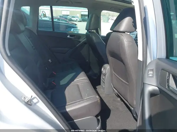 WVGAV7AX4GW560343 2016 VOLKSWAGEN TIGUAN - Image 8