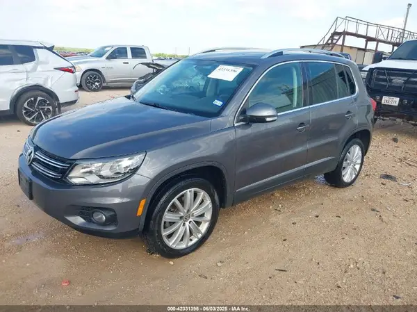 WVGAV7AX4GW574940 2016 VOLKSWAGEN TIGUAN - Image 2
