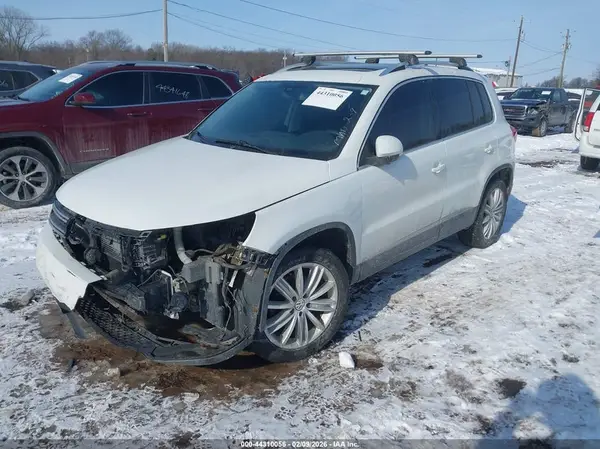 WVGAV7AX4GW580205 2016 VOLKSWAGEN TIGUAN - Image 2