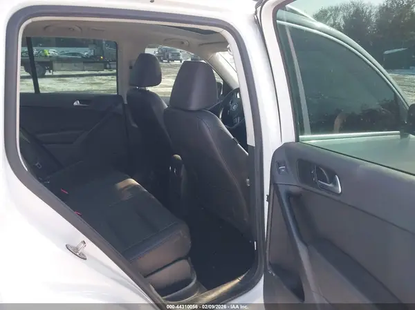 WVGAV7AX4GW580205 2016 VOLKSWAGEN TIGUAN - Image 8