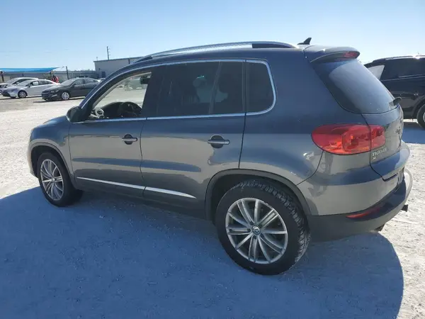 WVGAV7AX4GW592032 2016 VOLKSWAGEN TIGUAN - Image 2
