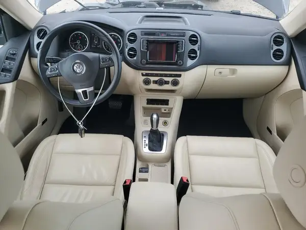 WVGAV7AX4GW594587 2016 VOLKSWAGEN TIGUAN - Image 8