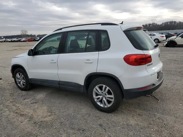 WVGAV7AX4GW596940 2016 VOLKSWAGEN TIGUAN - Image 2