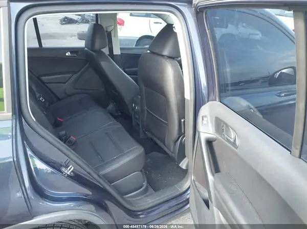 WVGAV7AX4GW599157 2016 VOLKSWAGEN TIGUAN - Image 8
