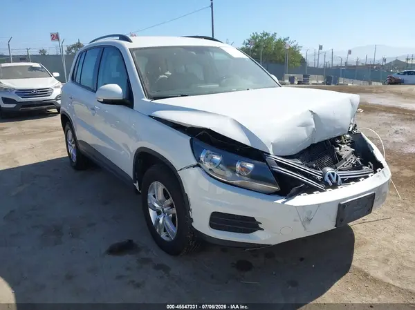 WVGAV7AX4GW601666 2016 VOLKSWAGEN TIGUAN - Image 1