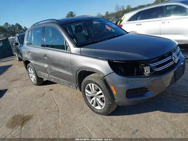 WVGAV7AX4GW612442 2016 VOLKSWAGEN TIGUAN - Image 1
