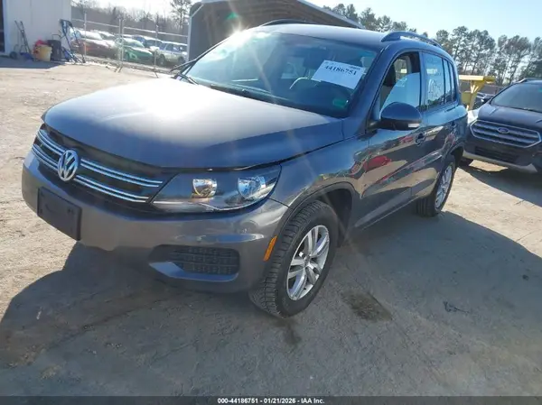 WVGAV7AX4GW612442 2016 VOLKSWAGEN TIGUAN - Image 2