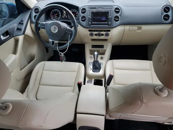 WVGAV7AX4HK007426 2017 VOLKSWAGEN TIGUAN - Image 8