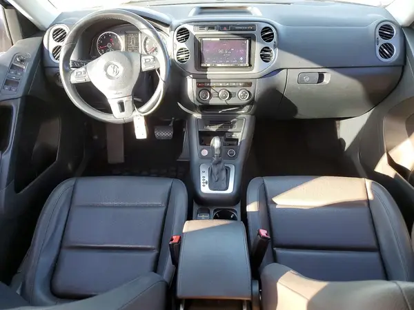 WVGAV7AX4HK009354 2017 VOLKSWAGEN TIGUAN - Image 8