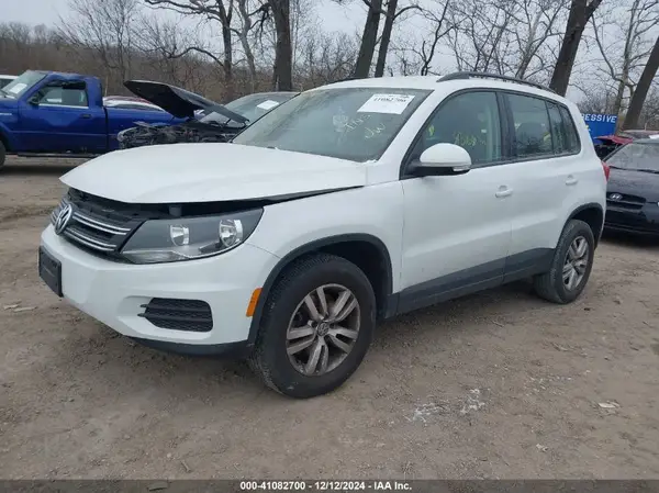 WVGAV7AX4HK011010 2017 VOLKSWAGEN TIGUAN - Image 2