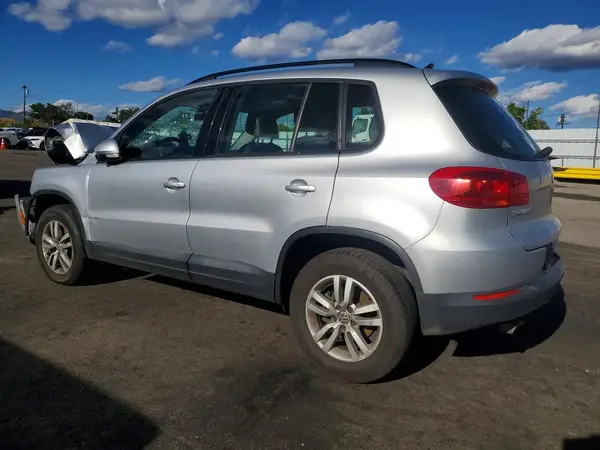 WVGAV7AX4HK017759 2017 VOLKSWAGEN TIGUAN - Image 2