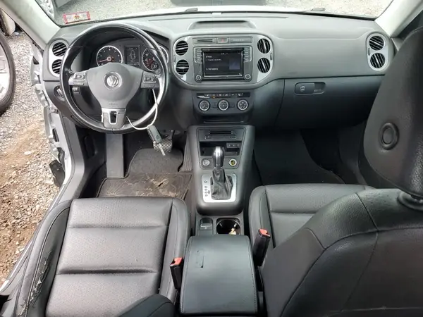 WVGAV7AX4HK022153 2017 VOLKSWAGEN TIGUAN - Image 8
