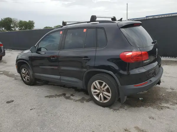 WVGAV7AX4HK028891 2017 VOLKSWAGEN TIGUAN - Image 2