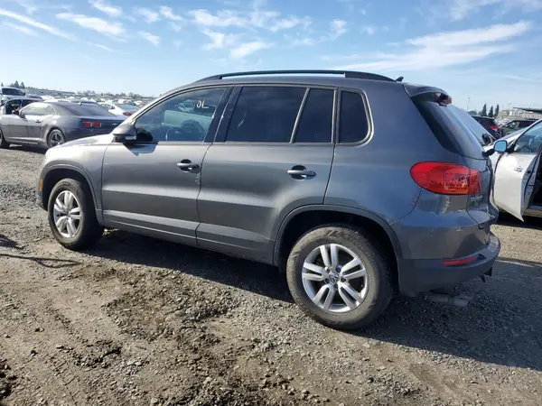 WVGAV7AX4HK034593 2017 VOLKSWAGEN TIGUAN - Image 2