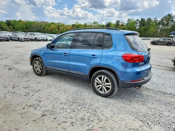 WVGAV7AX4HK042256 2017 VOLKSWAGEN TIGUAN - Image 2