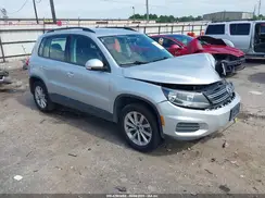 WVGAV7AX4HK043309 2017 VOLKSWAGEN TIGUAN