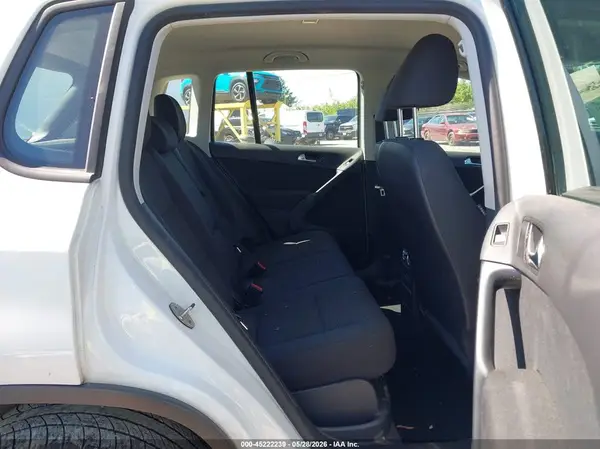 WVGAV7AX4HK044962 2017 VOLKSWAGEN TIGUAN - Image 8