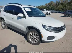 WVGAV7AX4HK047067 2017 VOLKSWAGEN TIGUAN