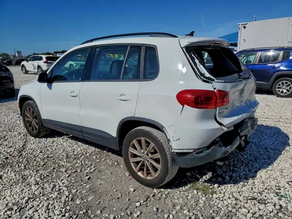 WVGAV7AX4HK048526 2017 VOLKSWAGEN TIGUAN - Image 2