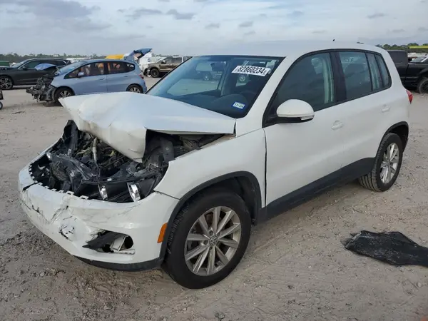 WVGAV7AX4HK051619 2017 VOLKSWAGEN TIGUAN - Image 1