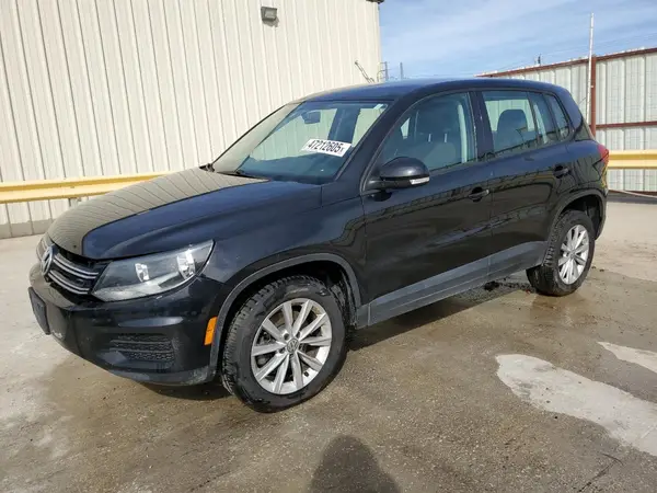 WVGAV7AX4HK053595 2017 VOLKSWAGEN TIGUAN - Image 1