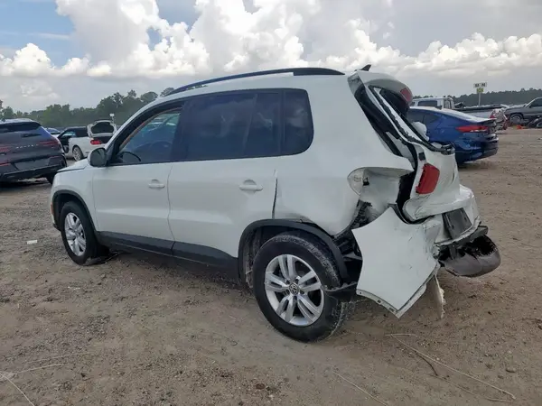 WVGAV7AX4HW509023 2017 VOLKSWAGEN TIGUAN - Image 2