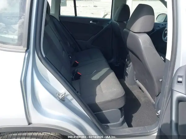 WVGAV7AX4JK002555 2018 VOLKSWAGEN TIGUAN - Image 8